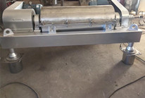 臥式螺旋卸料沉降離心機